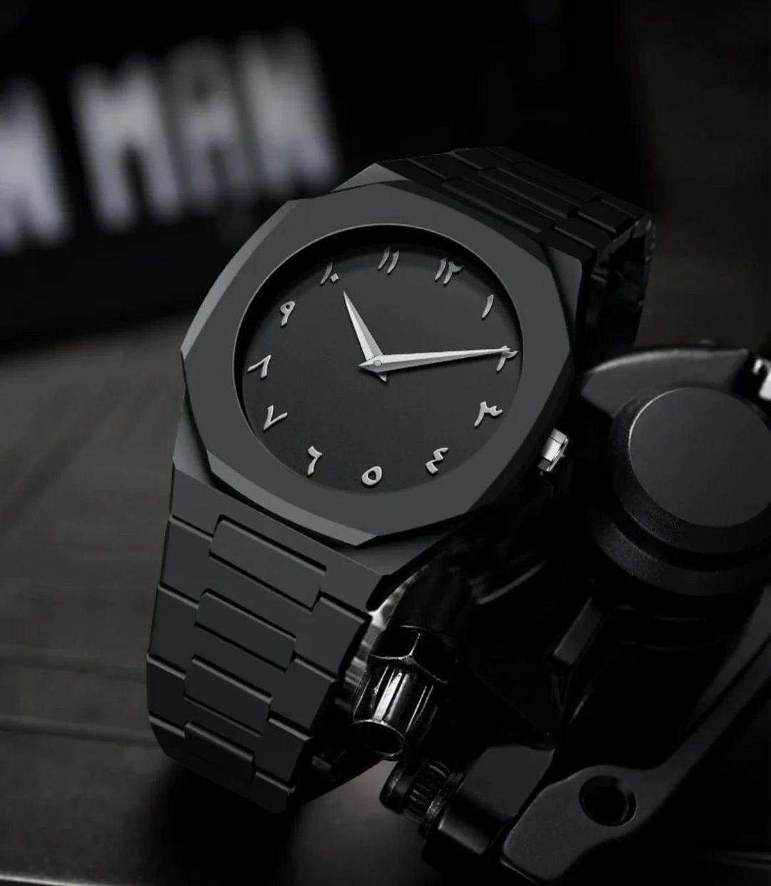 Men's Arabic Aura Watch _Water Resistance, Pull And Push Crowm